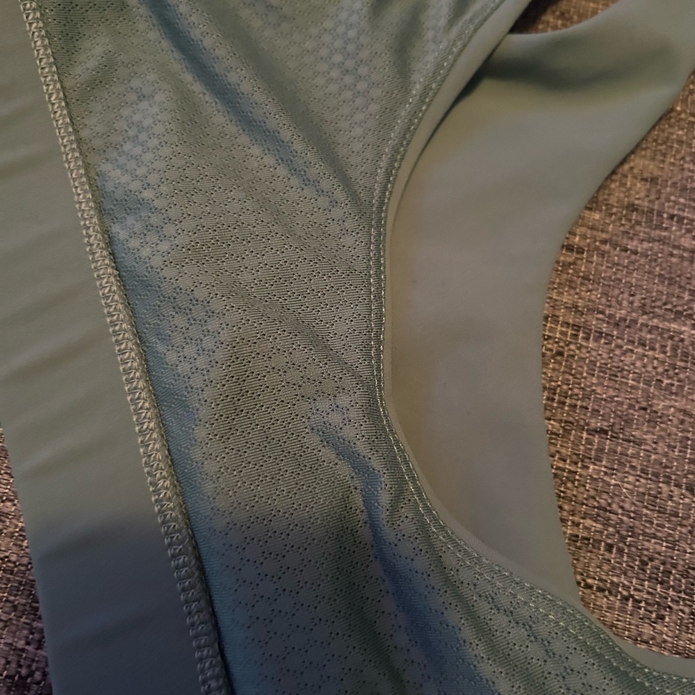 Vuori Women’s Scoop Neck Bralette - Sage Green - Picture 4 of 5